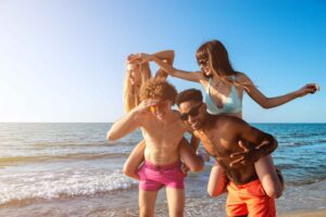 Costa Rica Spring Break couples on beach