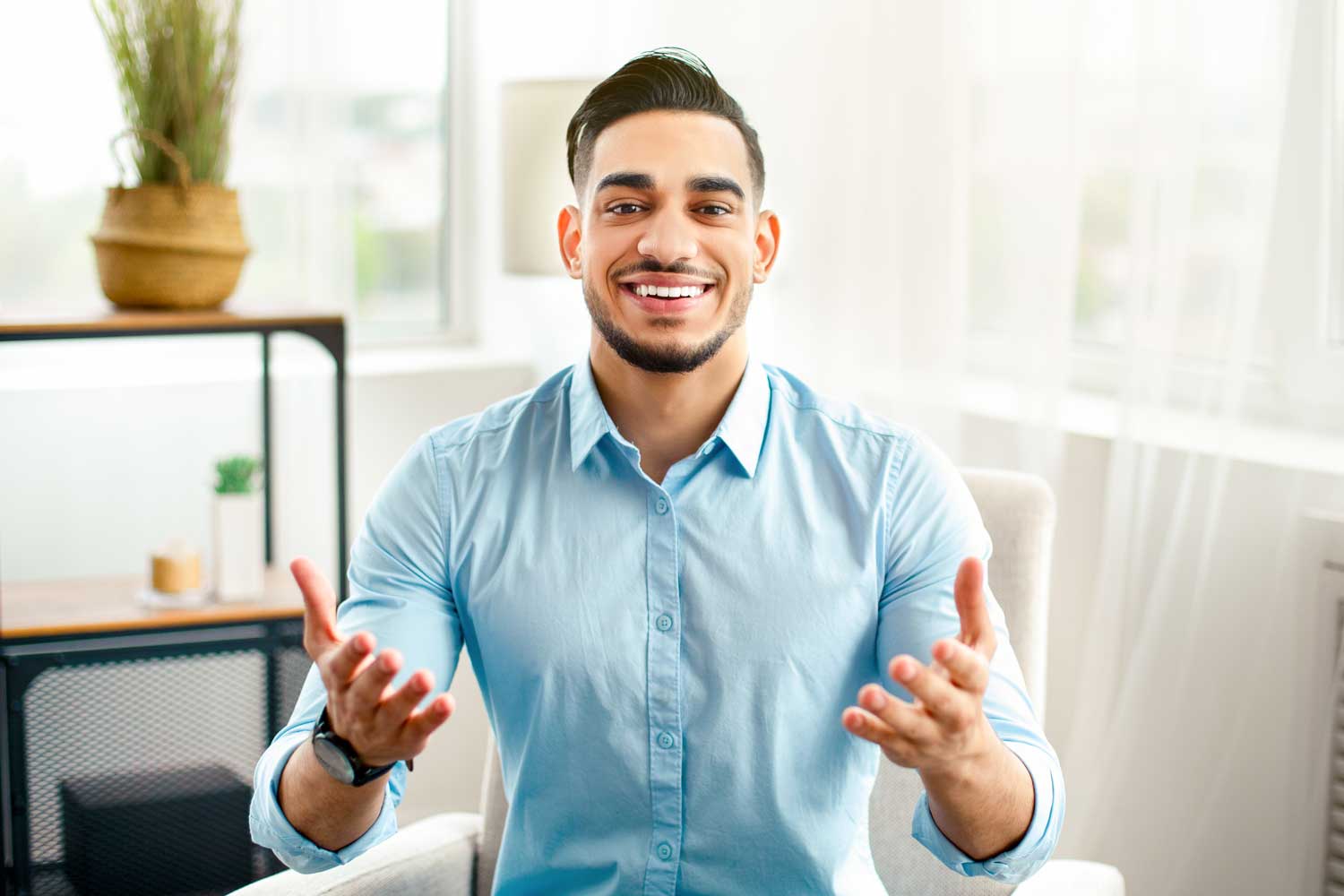Costa Rican man speaking to camera