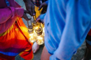 Kids holding lanterns for Lantern Day Costa Rica